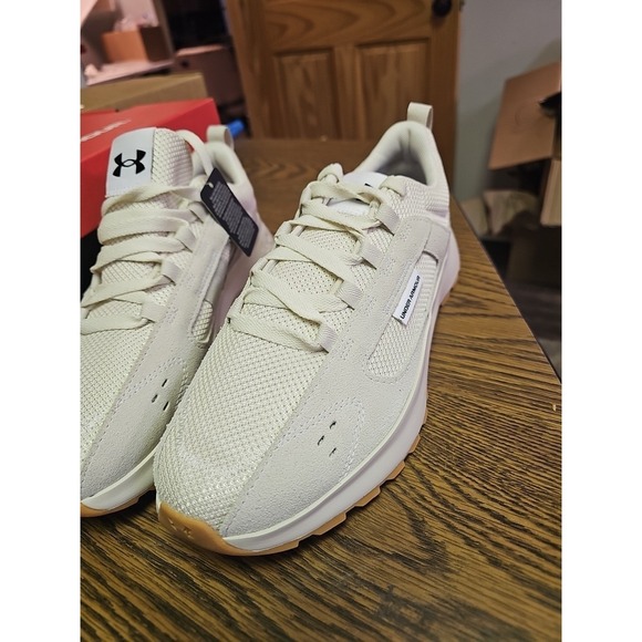 Under Armour UA Street Mirage Shoes Mens Sz 9 White Sneakers 3028378-279 New main image 4